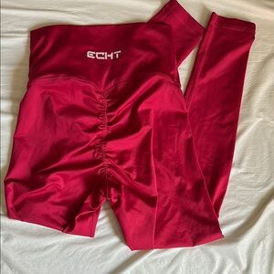 Red ECHT Scrunch Leggings